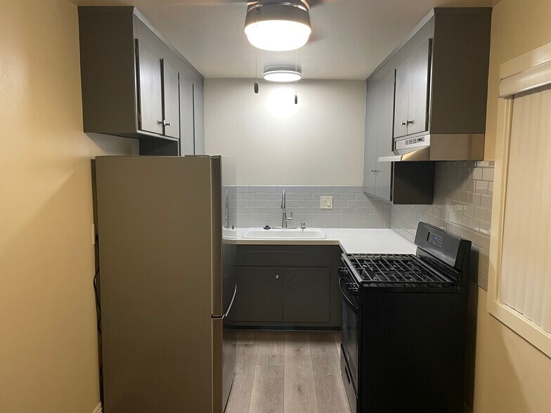 Building Photo - 20360 Anza Ave