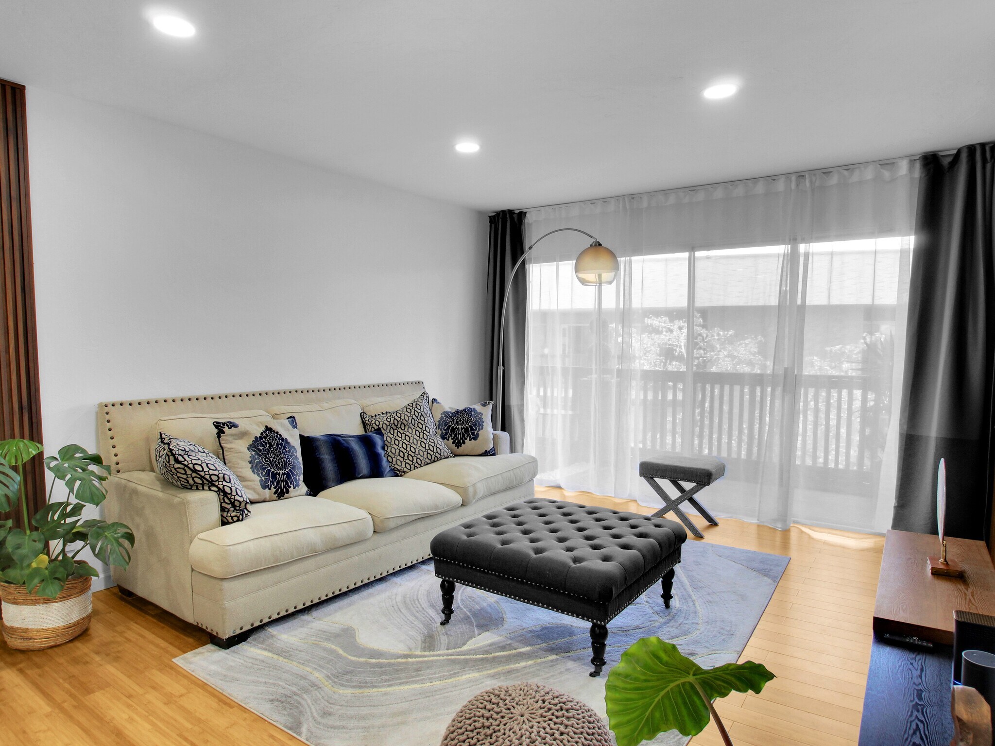 Building Photo - 6314 Friars Rd