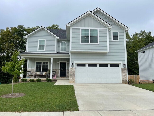 Building Photo - Beautiful 4 BR House in Nicholasville! All...
