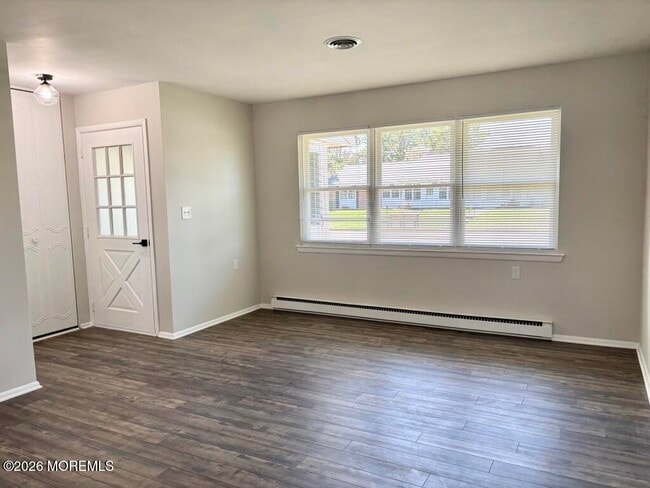 Building Photo - 43C Edinburgh Ln