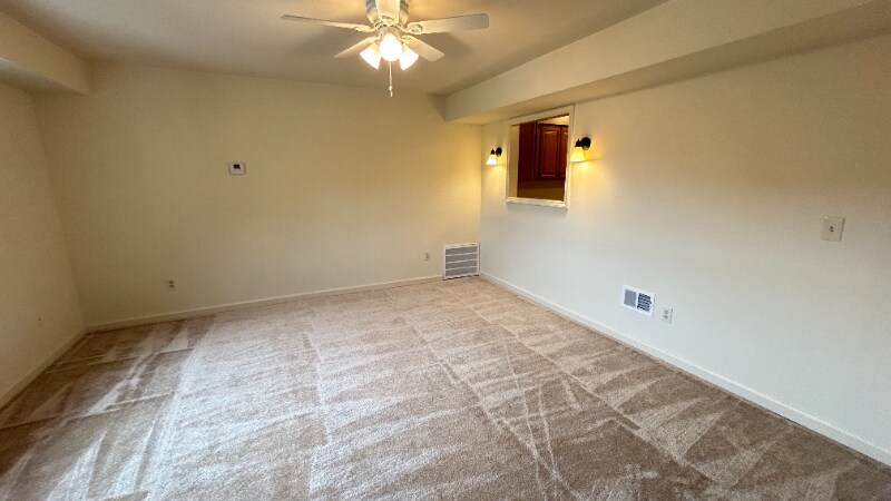 Building Photo - 3736 Carman Rd