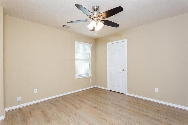 Building Photo - 4035 Merry Meadow Ct