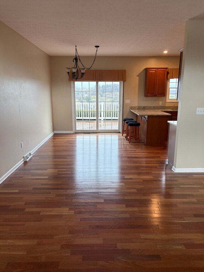 Building Photo - 409 Arabela Ct