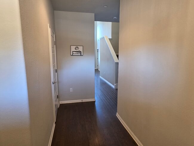 Building Photo - 2304 S Lakeline Blvd