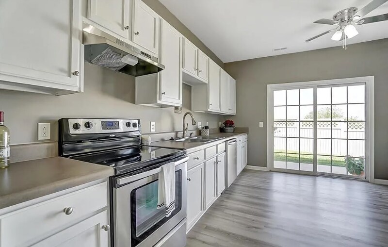 Building Photo - 7659 Bluff Point Ln