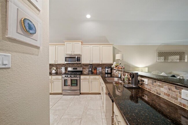 Building Photo - 20746 Redbud Rain Dr