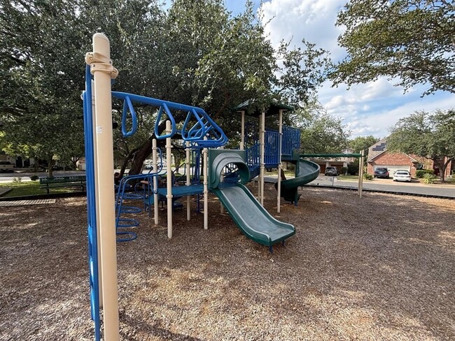 Building Photo - 524 Carismatic Ln