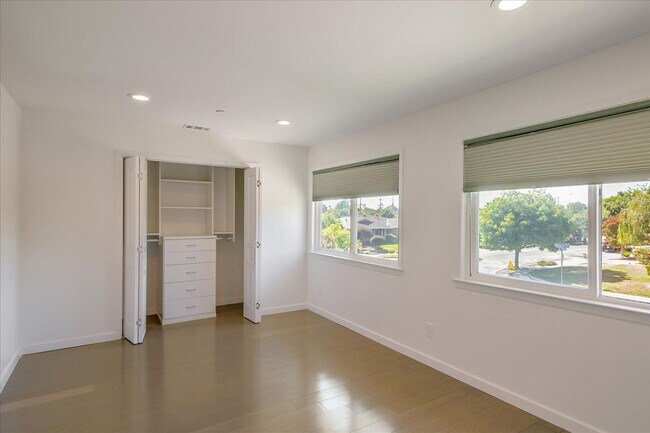 Building Photo - Beautiful Home For Rent in Cupertino with Solar, Pool and Sauna Coming Soon!