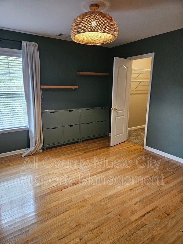 Building Photo - 425 Chamberlain Park Ln