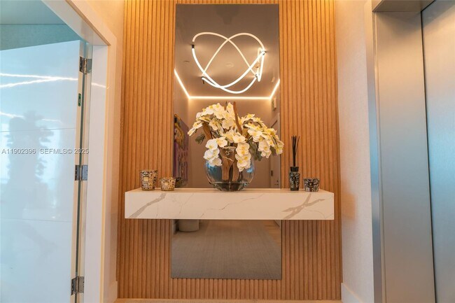 Building Photo - 17121 Collins Ave