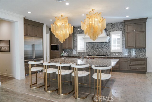 Building Photo - 111 Great Oak