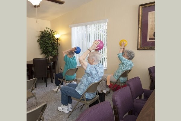 Building Photo - Arbor Manor