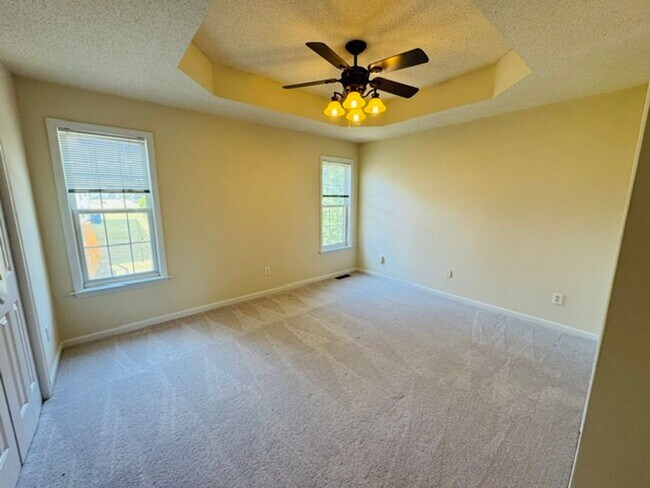 Building Photo - 2027 Turtle Point Dr