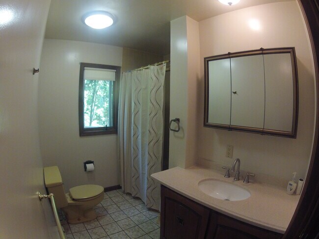 Building Photo - 157 Bridies Path