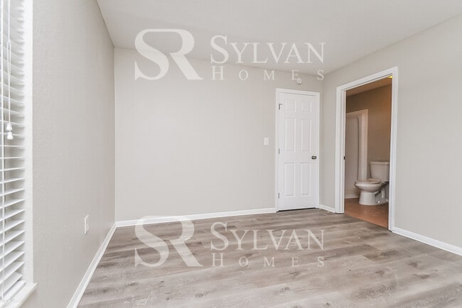 Building Photo - Rest. Relax. Recharge. Home awaits!