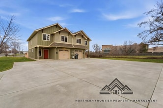 Building Photo - Whit218