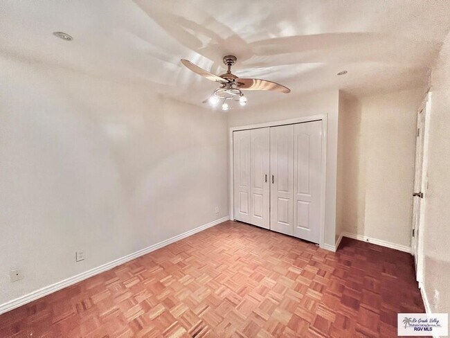 Building Photo - 6744 Central Blvd