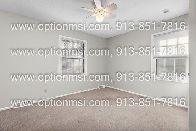 Building Photo - Lenexa West Subdivision