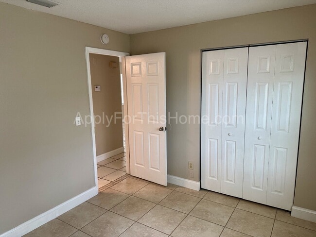 Building Photo - Single Family Home - Carrollwood Area
