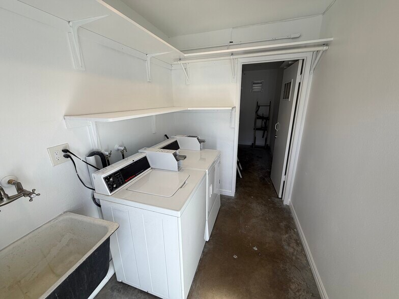 Washer-Dryer & Storage - 820 Geneva Ave