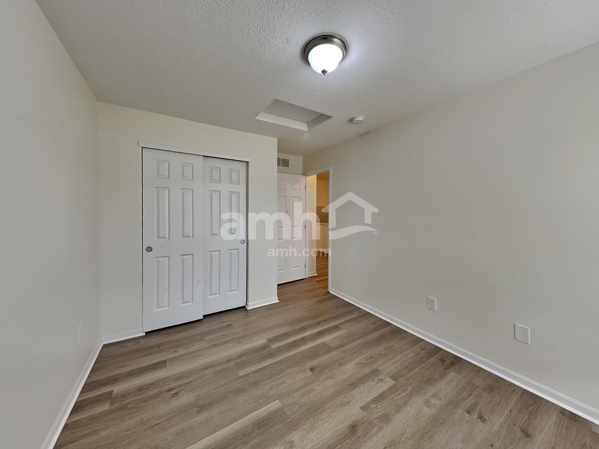 Building Photo - 5605 Stevens Dr