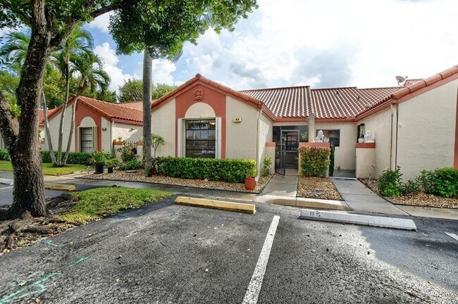 Building Photo - 65 Centennial Ct