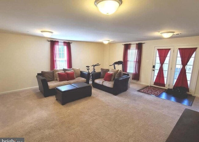 Building Photo - 5409 Double Day Ln