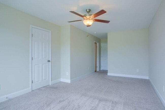 Building Photo - 329 S Stingray Ln