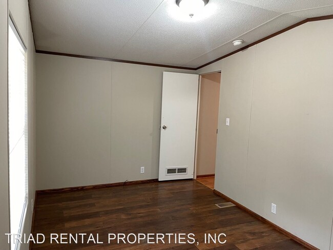 Building Photo - 3 br, 2 bath House - 200 MOSE GLOVER RD