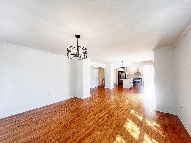 Building Photo - 12 Ginger Ln