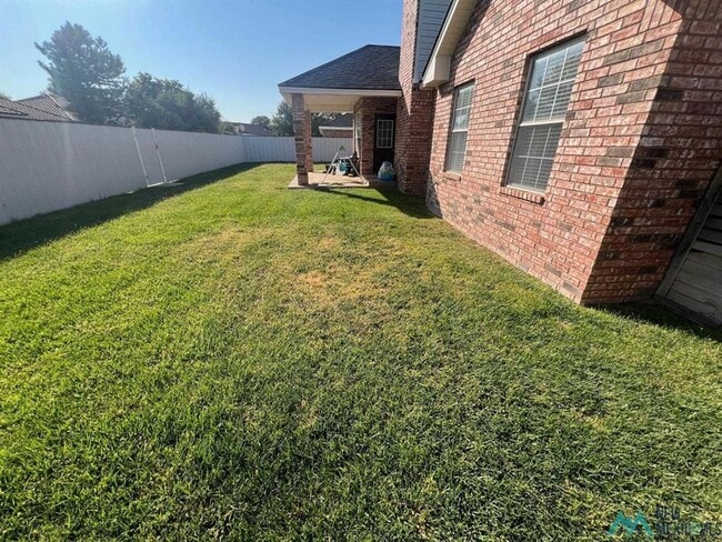 Building Photo - 3617 Benjamin Davis Dr