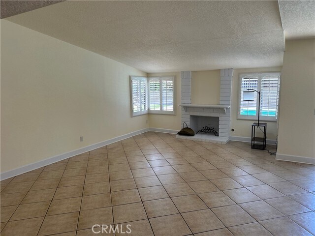 Building Photo - 8549 Orange St
