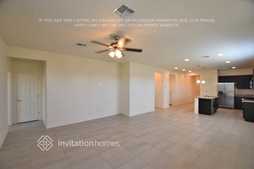 Building Photo - 5709 W Atlantis Ave