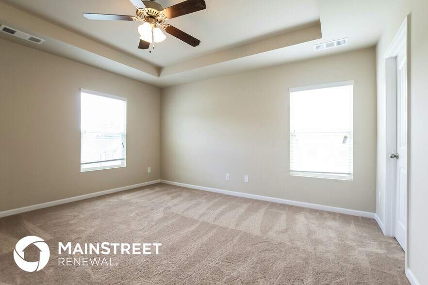 Building Photo - 209 Comet Ct
