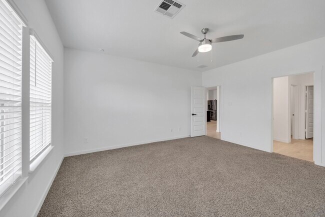 Building Photo - 31855 Hallington Hl Ln