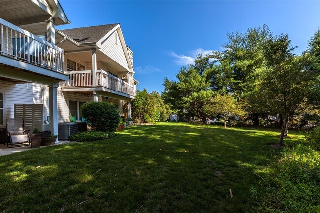 Building Photo - 16 Juneau Ct