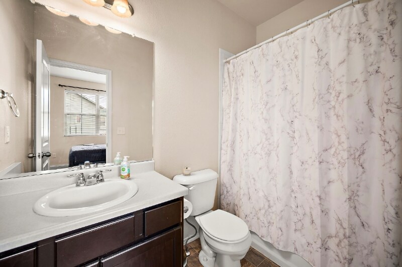 Building Photo - 2404 Obsidian Forest View