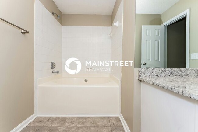 Building Photo - 3 Bedroom Pet-Friendly Home in Decatur, GA with Main Street Renewal