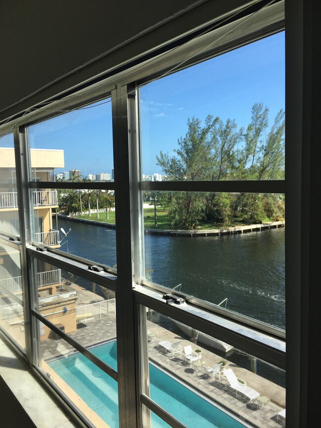 2640 NE 135th St 2640 NE 135th St North Miami FL 33181 Apartment Finder 2640-ne-135th-st-2640-ne-135th-st-north-miami-fl-33181-apartment-finder
