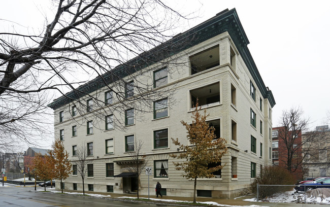 Primary Photo - D'Arlington
