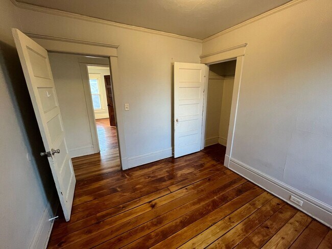Building Photo - 1339 Grand Ave