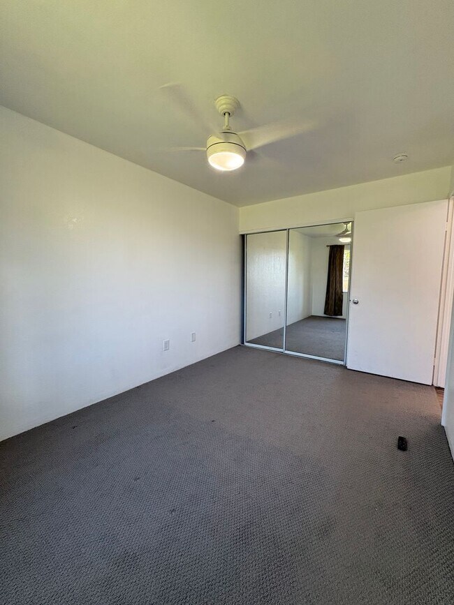 Building Photo - 91-1040 Kaiau Avenue 12D