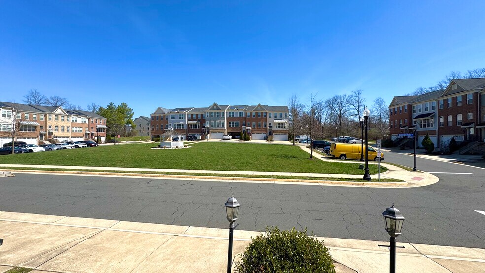 Building Photo - 25351 Wakestone Park Ter