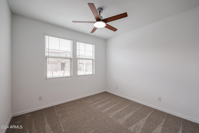 Building Photo - 8752 W Medlock Dr