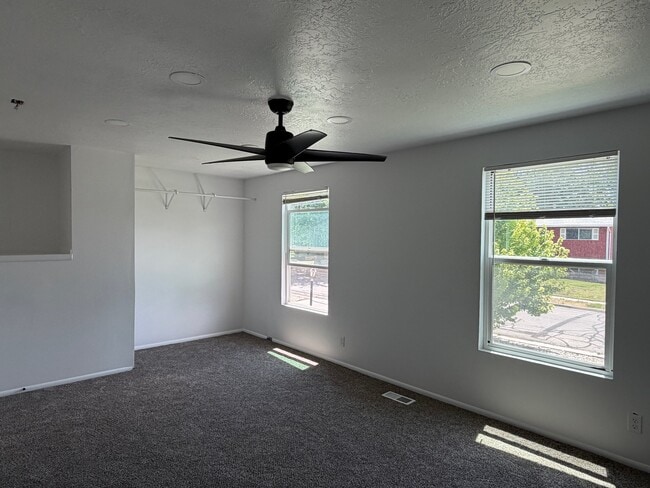 Building Photo - 375 E 10560 S