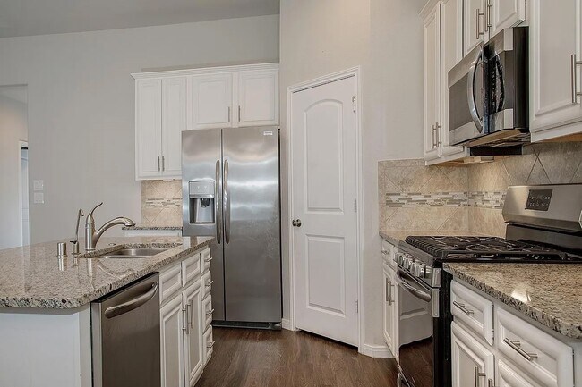 Building Photo - 14215 Irvine Rnch Trl