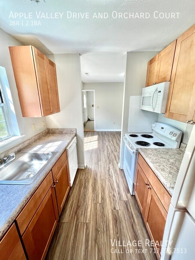 Building Photo - 710 Apple Valley Dr