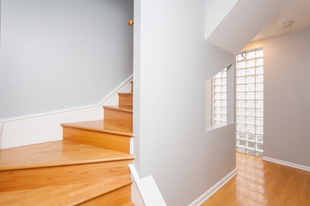 Building Photo - 2427 N Clybourn Ave