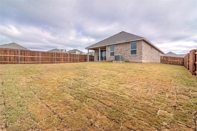 Building Photo - 681 Peace Pipe Way