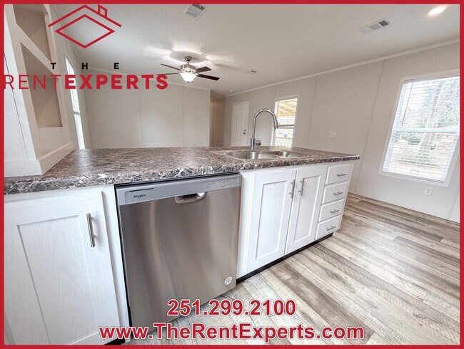 Building Photo - 4883 Christopher Rd